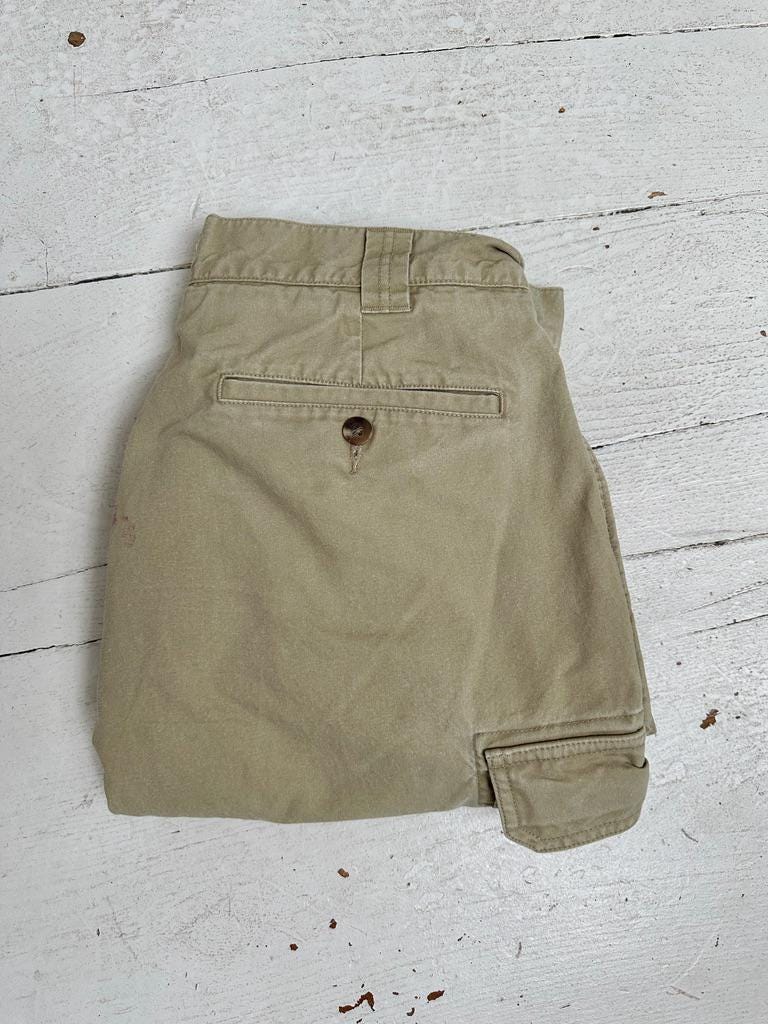 Vintage LL Bean cargo shorts in Sand