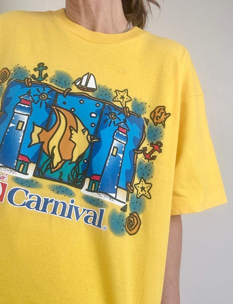 90s Carnival Cruise single stitch