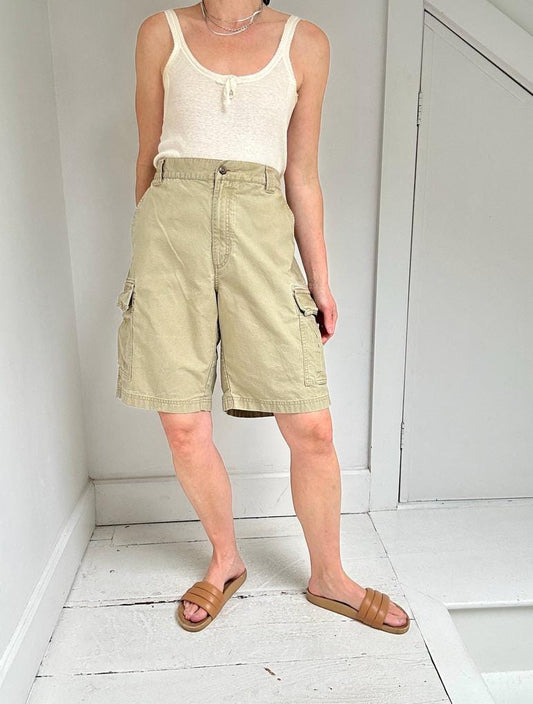 Vintage LL Bean cargo shorts in Sand