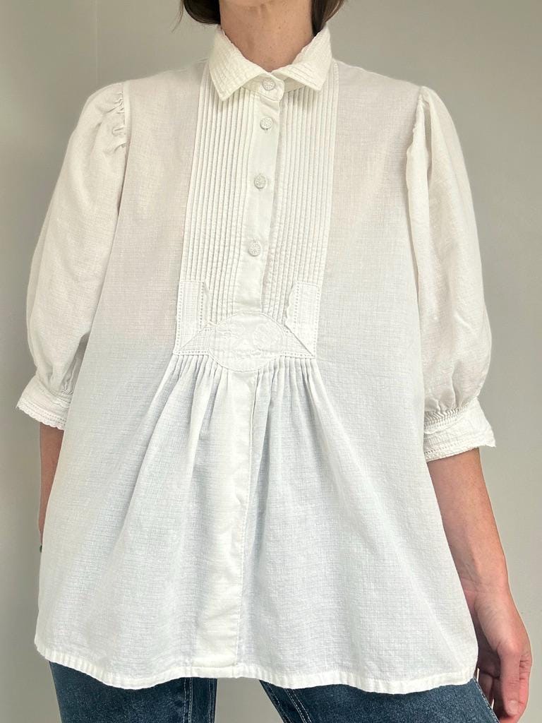 German puff sleeve pintuck blouse