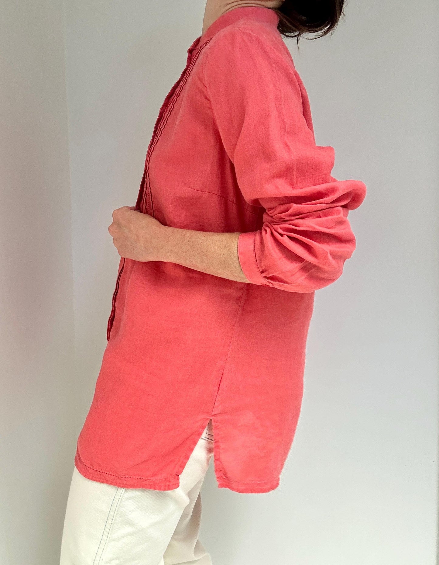 LL Bean linen pintuck band collar