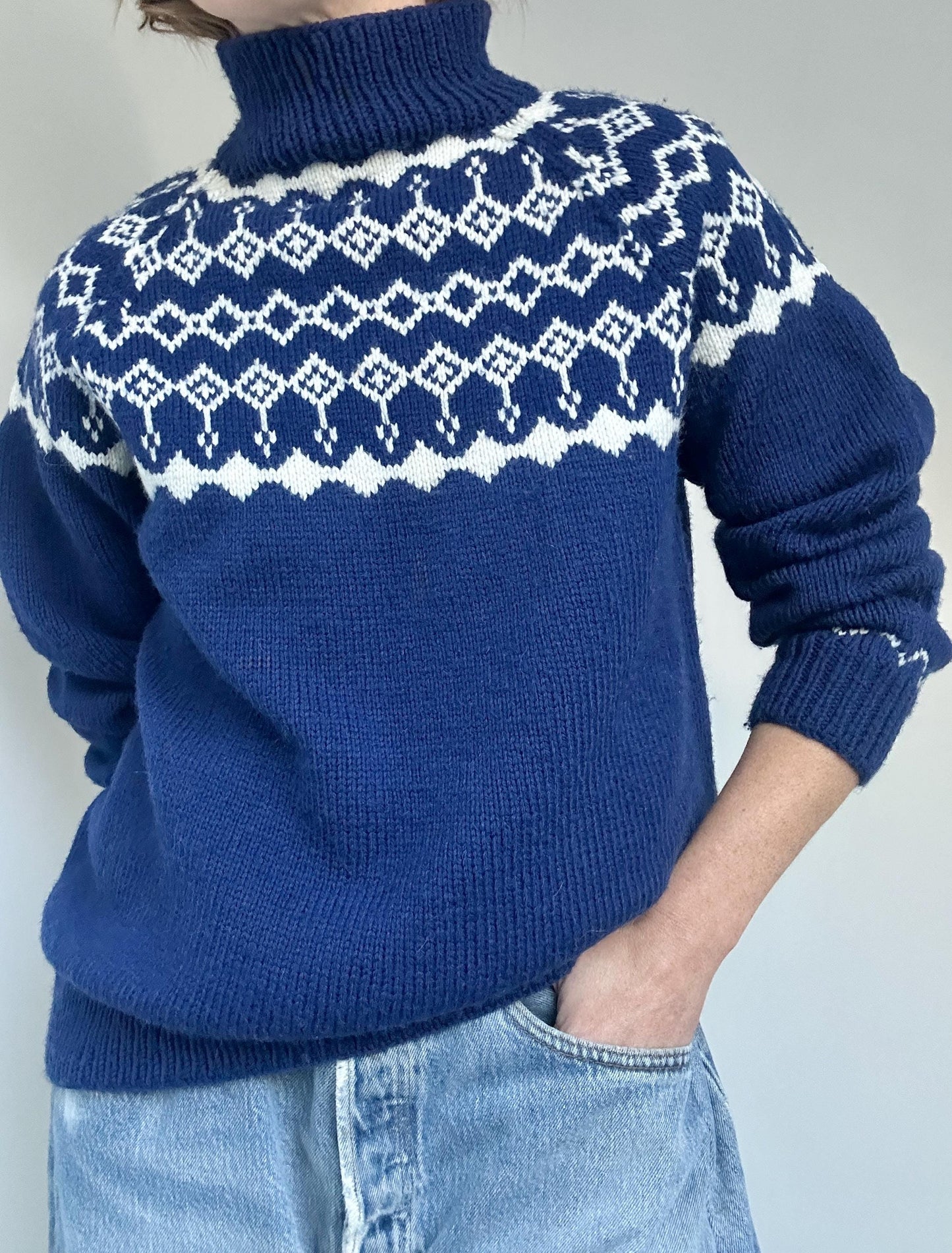 Vintage handknit wool fair isle
