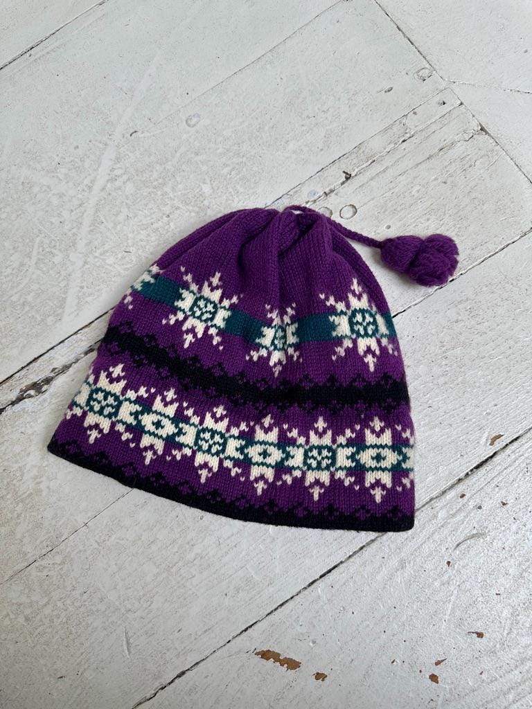 vintage snowflake ski hat