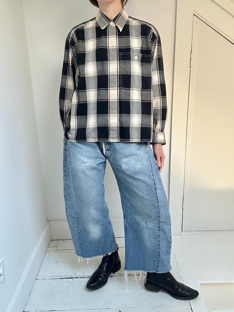 LizSport boxy plaid crop in Salt / Pepper