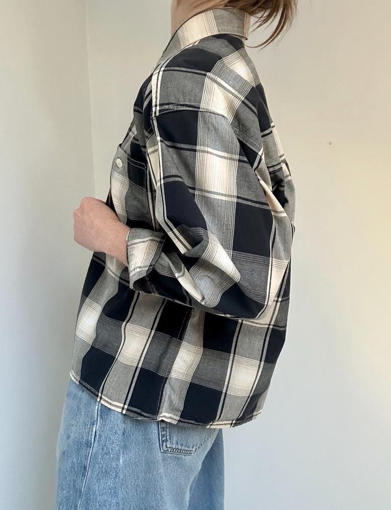 LizSport boxy plaid crop in Salt / Pepper